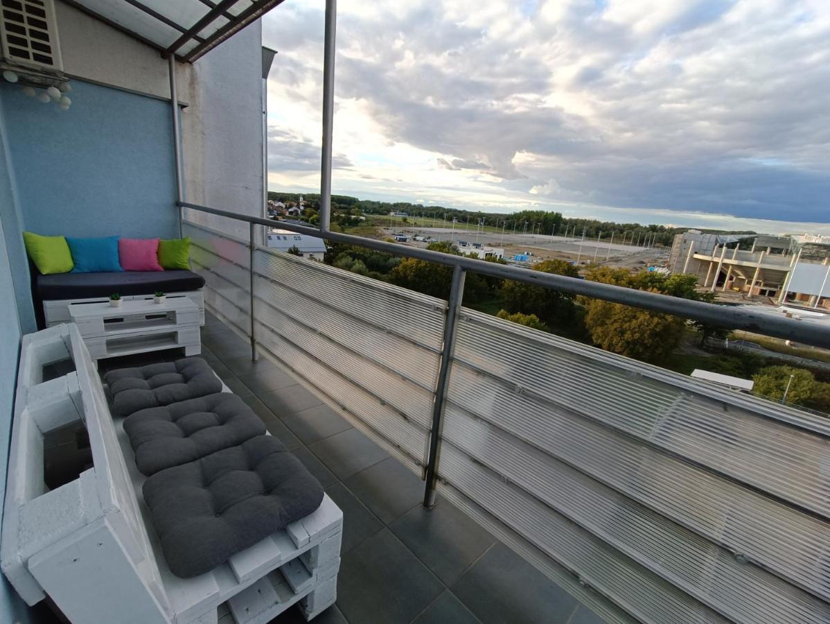 Arena Appartement Osijek Buitenkant foto